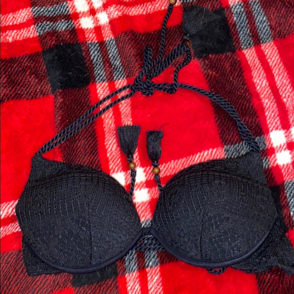 Victoria’s Secret bikini top